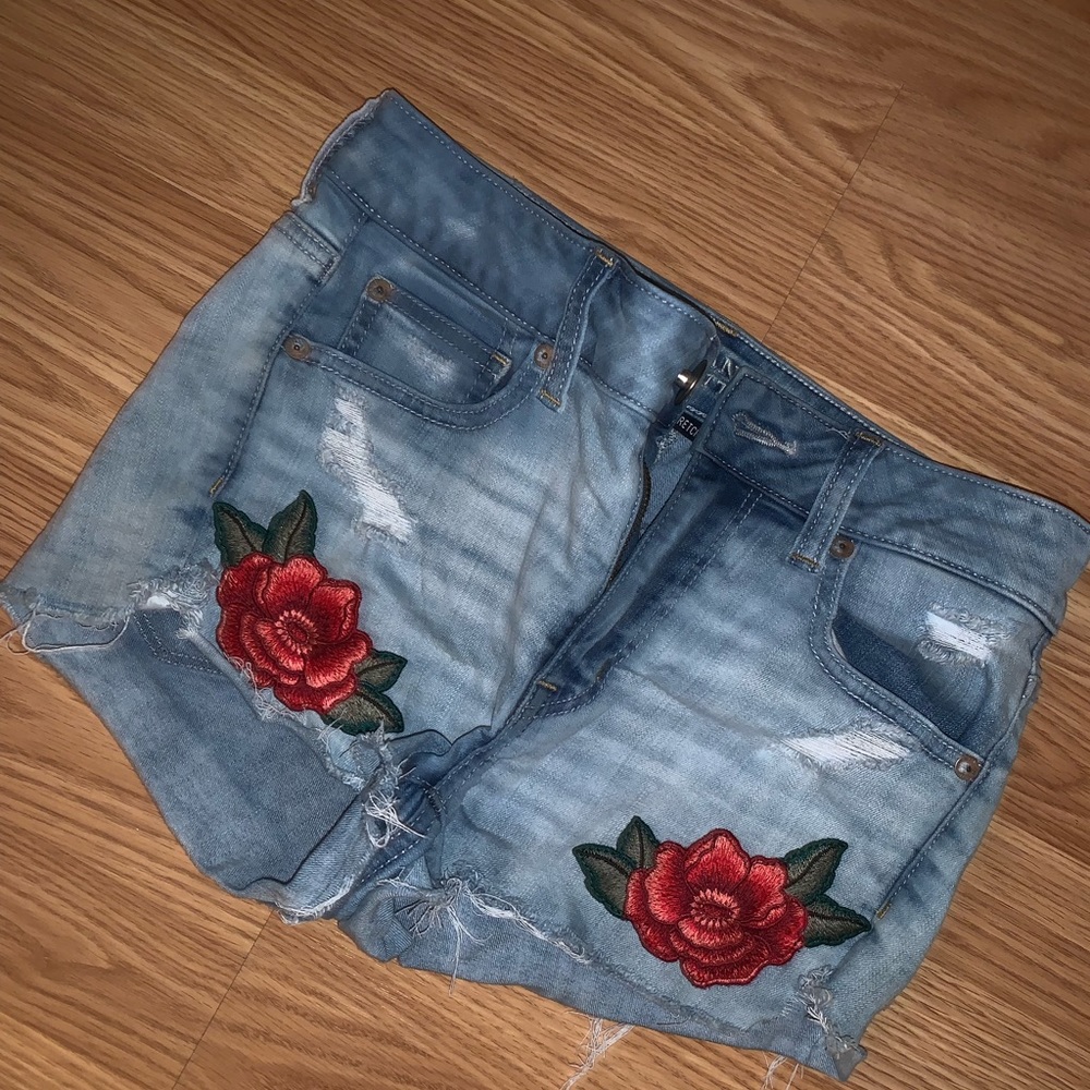 NWOT cute designed american eagle jean shorts
